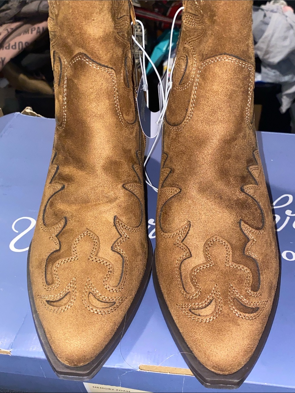NEW IN BOX UNIVERSAL THREAD LORENA BOOTS WO SIZE 8.5 COGNAC FAUX SUEDE - Picture 7 of 12